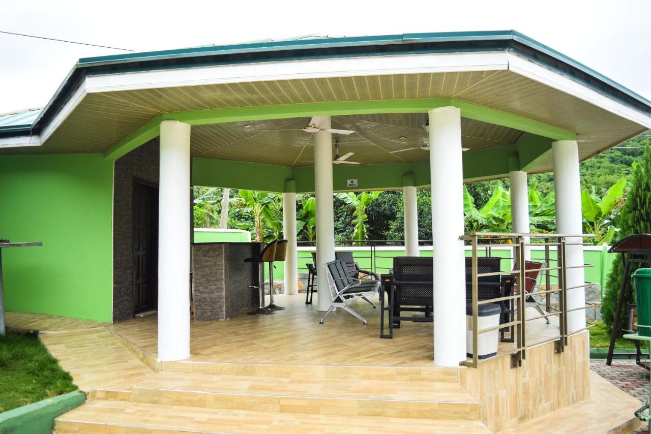 3A'S Guest House Akosombo 外观 照片