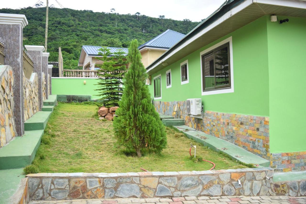 3A'S Guest House Akosombo 外观 照片
