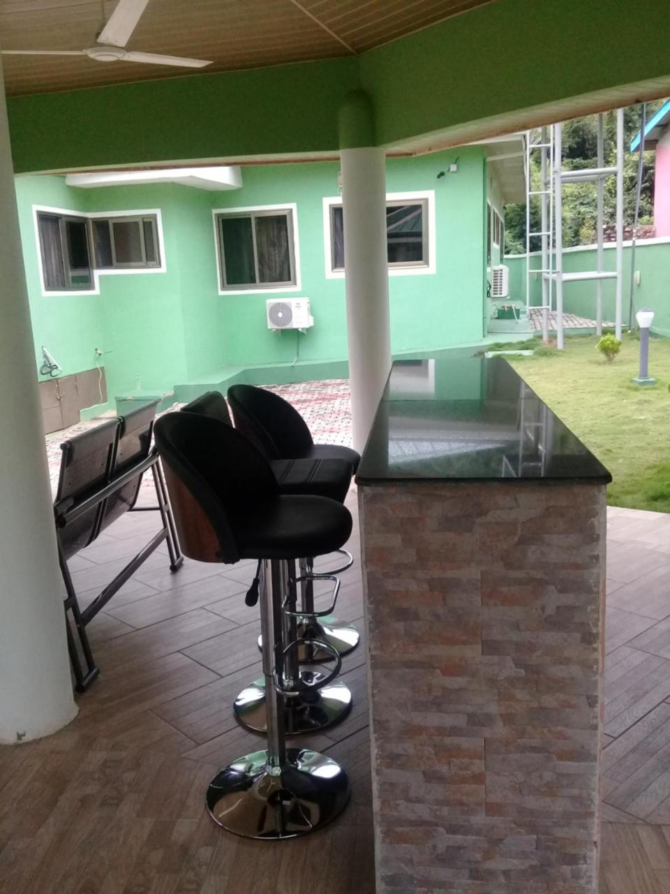 3A'S Guest House Akosombo 外观 照片
