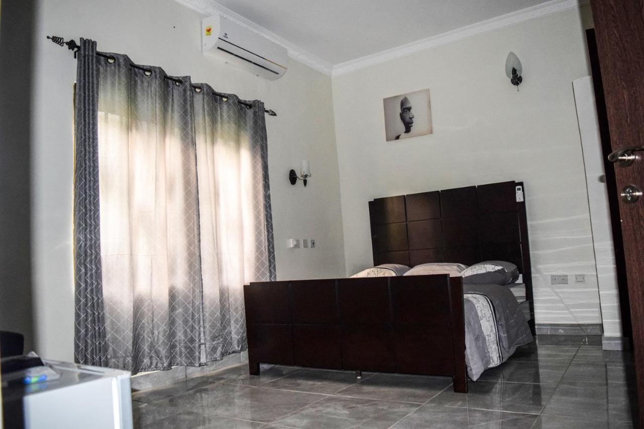 3A'S Guest House Akosombo 外观 照片