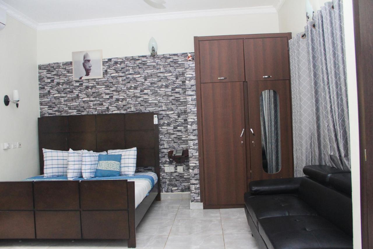 3A'S Guest House Akosombo 外观 照片
