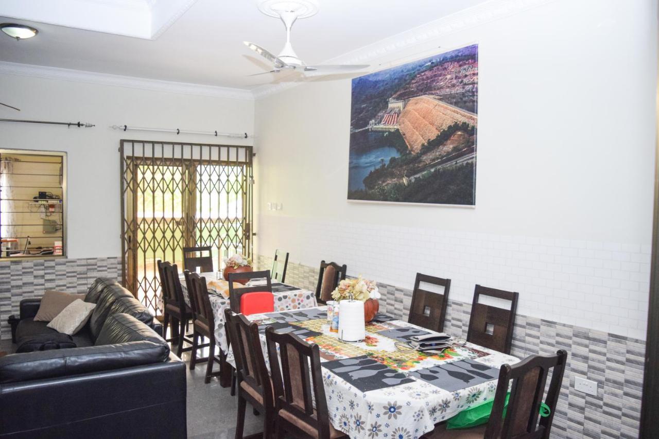 3A'S Guest House Akosombo 外观 照片